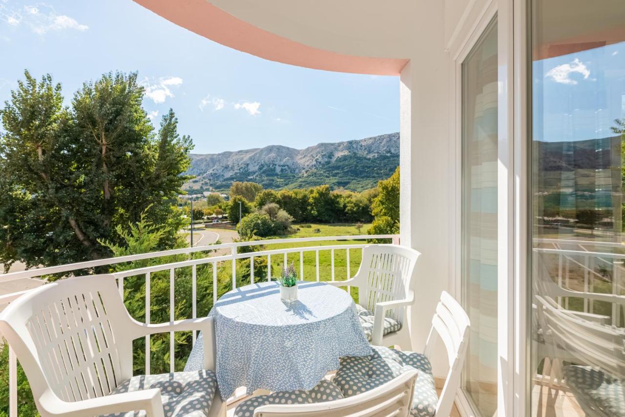 Beautiful Apartment Lovorka 6 , Baska, Krk Exterior foto