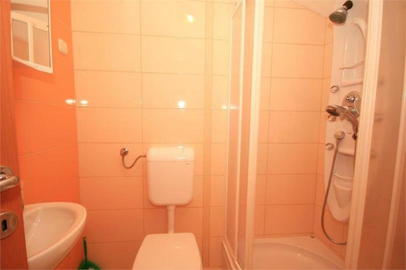 Beautiful Apartment Lovorka 6 , Baska, Krk Exterior foto